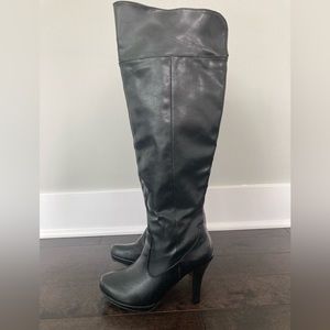 Black Knee High Heeled Boots